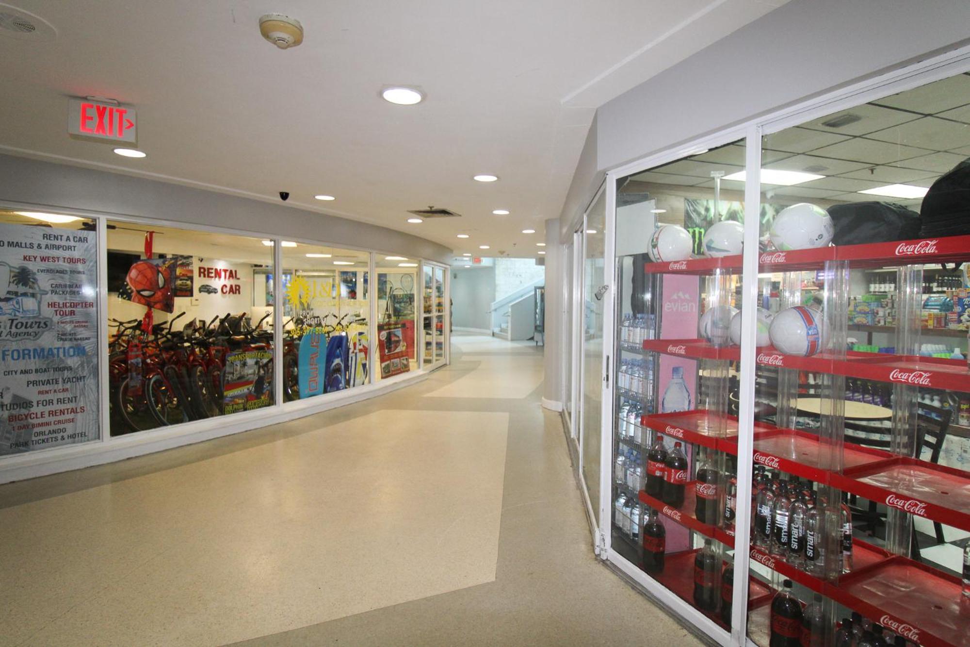 Сasa de vacaciones Castle B17 Contemporary With Pool, Access And Free Parking Miami Beach